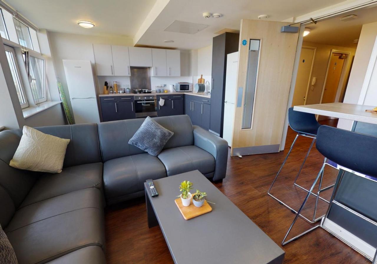 Private Bedrooms With Shared Kitchen And Studios At Iq Tufnell House In Londýn Exteriér fotografie